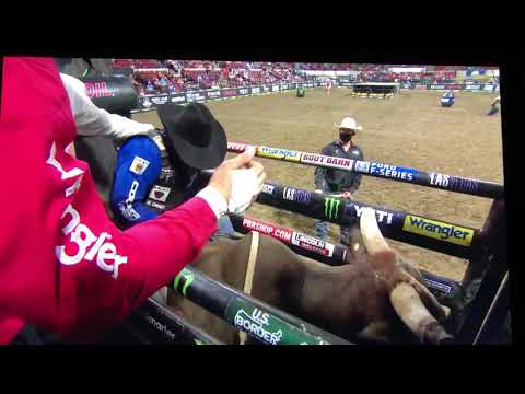 Joao Ricardo Vieira vs Lil Hooker - 20 PBR Billings (90 pts)