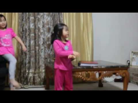 Girls Gangnam Style Dancing (1/26/13)