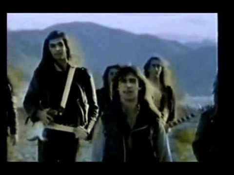 Adrian Barilari se tropieza