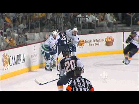 Mason Raymond 1-0 Goal - Canucks at Predators - R2G6 2011 Playoffs - 05.09.11 - HD