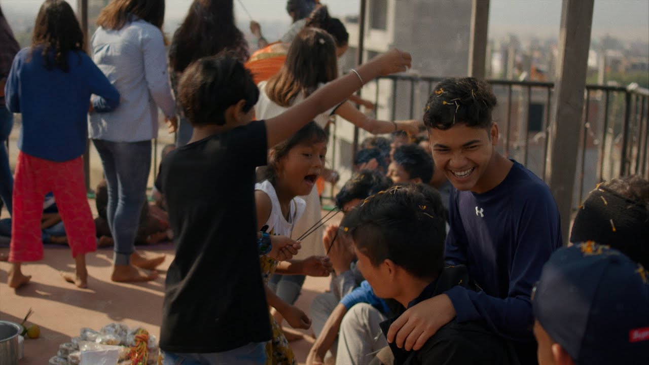 BETWEEN THE MOUNTAIN AND THE SKY // TRAILER (Documentary)