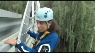 preview picture of video 'GoRafting.no -Rafting Sjoa Bridge Swinging -Brupendel'