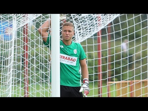 Brankář U19 David Vyhnánek při penaltovém rozstřelu