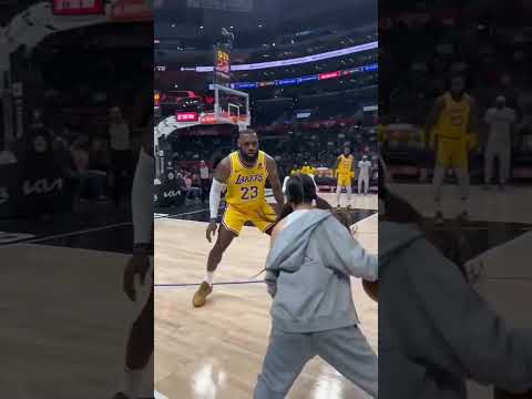 AI LeBron went viral in China #nba #basketball