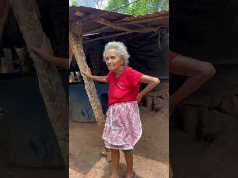 #guatemala #santarosa #santamariaixhuatan #obrasocial #abuelita Ayudando