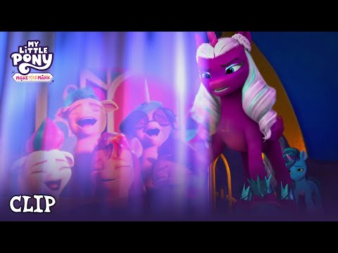 Opaline Spies On The Mane 5 (Izzy Does It) | MLP: Make Your Mark [HD]