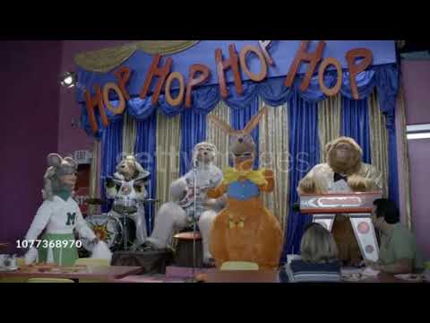 The Kangaroo Song - The Rock-afire Explosion in Just Go With It