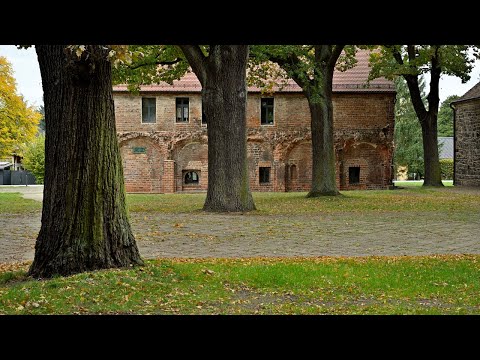 Behind the monks' walls - Zinna Monastery