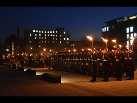 Großer Zapfenstreich General Domröse 16.03.2016