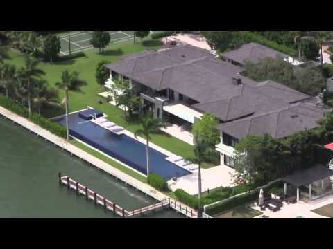 download lagu mp3 mp4 Enrique Iglesias Anna Kournikova Miami House, download lagu Enrique Iglesias Anna Kournikova Miami House gratis, unduh video klip Enrique Iglesias Anna Kournikova Miami House