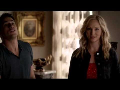 Tyler and Caroline (4x06 - We All Go A Little Mad Sometimes, Part 1/2)