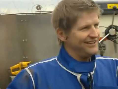 Season 2 Scrapheap Challenge   S02E04   Land Yachts