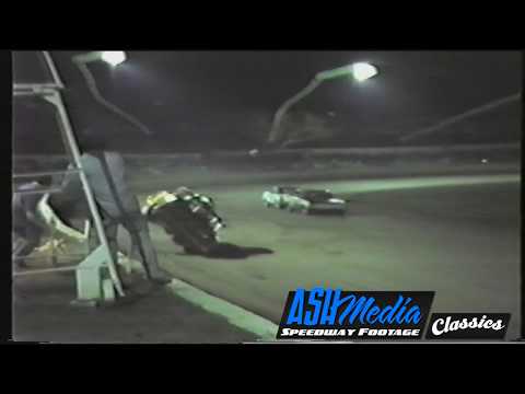 Ash Media Classic Speedway: C-Grade Bombers: Craig Higgins Rollover - Charlton Raceway 1980's