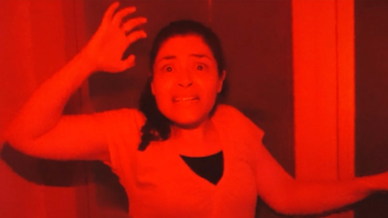 FRECUENCIA PARANORMAL - TRAILER