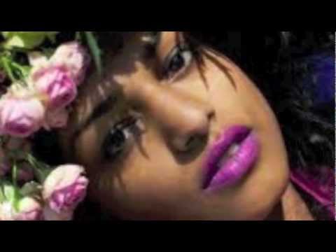 M.I.A. - Get It Up (feat. Santogold) - Siouxplexmix
