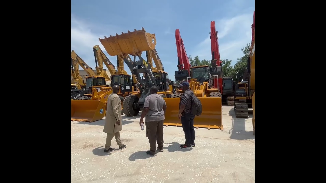 Used excavators, bulldozers, loaders, rollers, graders, skid steers for sale