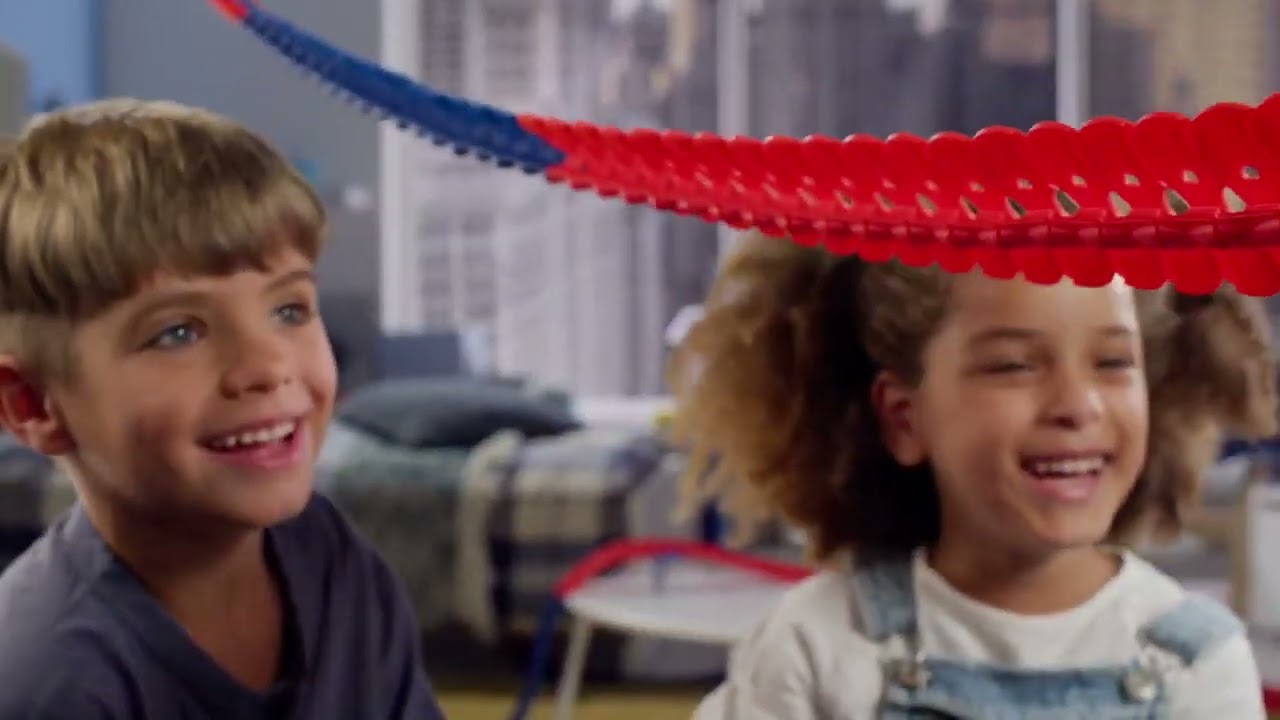 Smoby Spidey FleXtreme versenypálya szett - Simba Toys videó