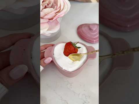 Single-Serve Strawberry Shortcake🍰 #strawberry #shortcake #yum #cake #mini #heart #asmr #shorts