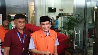 Taufik Kurniawan Tersenyum Ketika Ditanya Soal Pengunduran Dirinya dari Kursi DPR