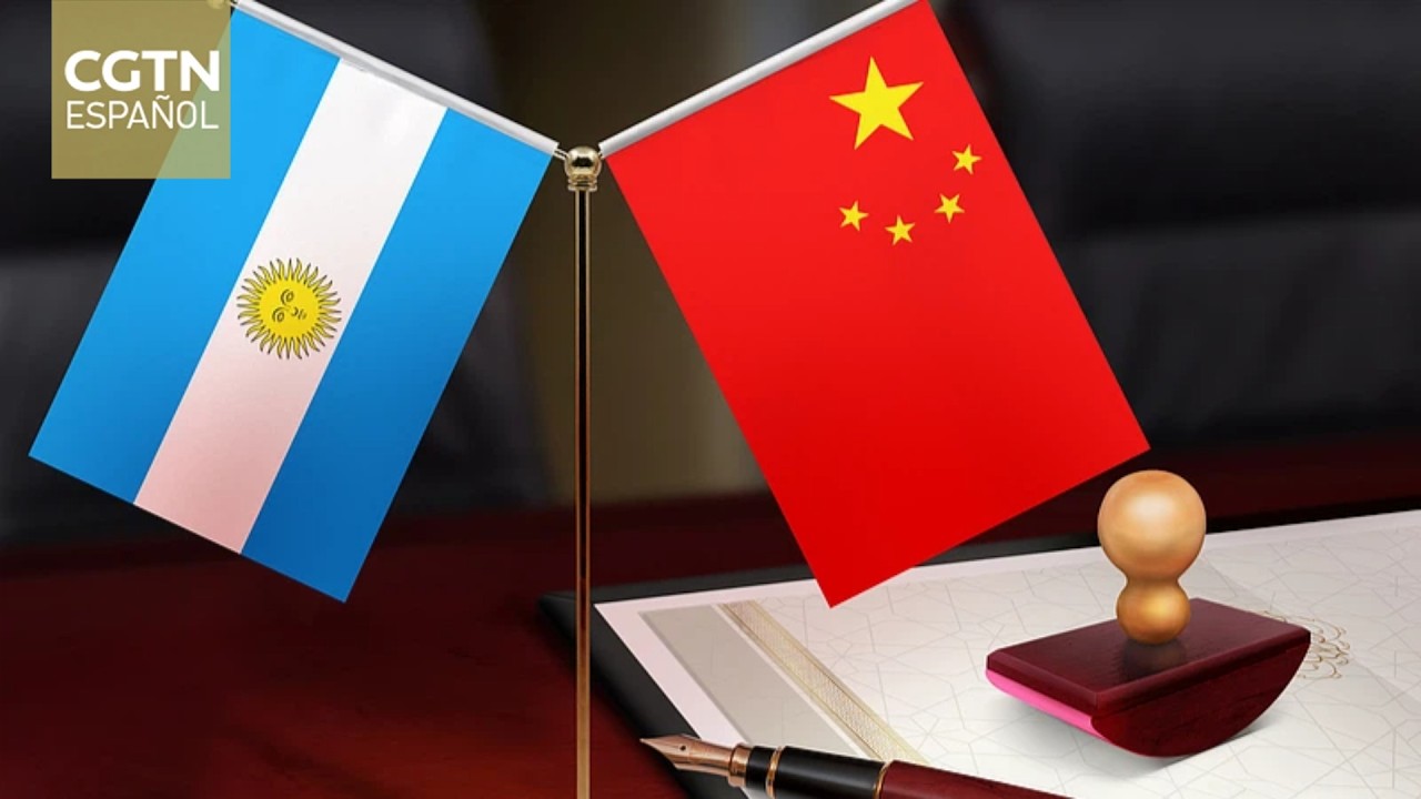 Exembajador argentino destaca a China como motor clave del desarrollo económico de América Latina