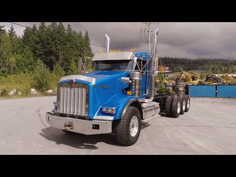 2017 Kenworth T800 Ext Day Cab Tri Drive with VIT Interior #4920