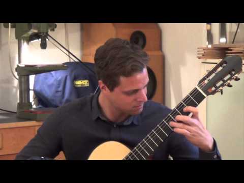 Federico Moreno-Torroba: Madroños, double top classical guitar from Carsten Kobs