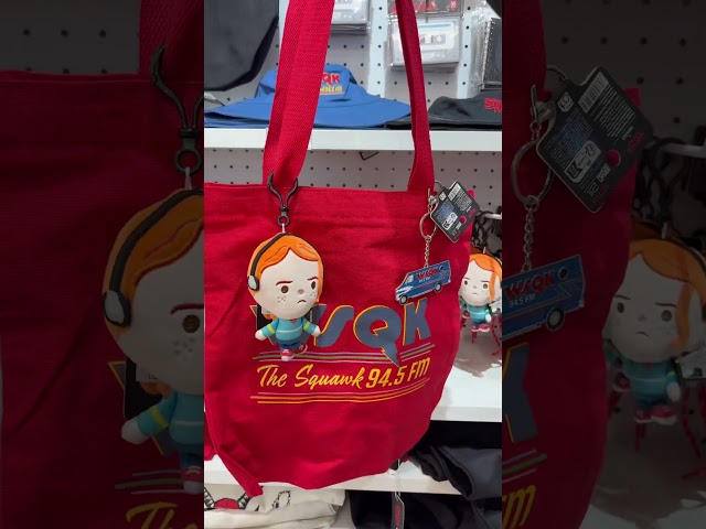 Vídeo relacionado con Cinereplicas Stranger Things - Dustin Tote Bag - 42 * 38cm - Licencia Oficial