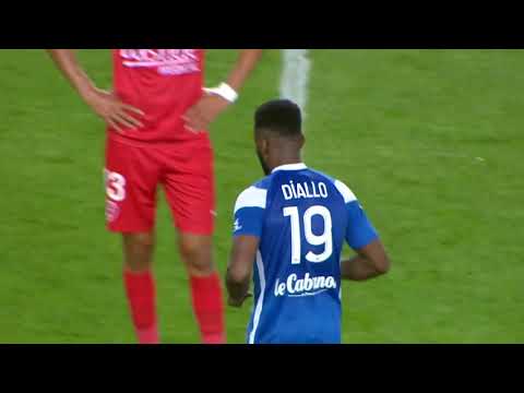 Grenoble Foot 38 - Nîmes Olympique (2-1) : Le résumé vidéo
