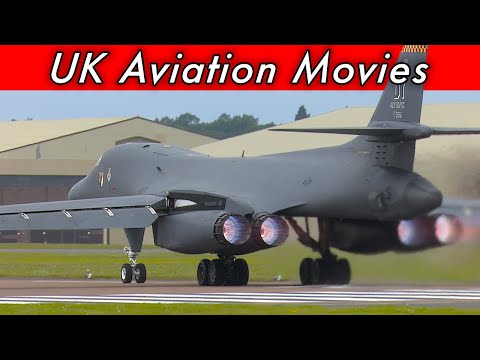 Earth shaking USAF B-1 Lancer launching from RAF Fairford, England