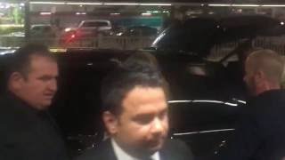 "PARIS HILTON ARRIVES IN MELBOURNE, DOESNT KNOW WHO ROB MILLS IS"