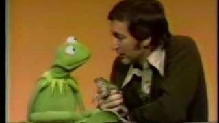 Sesame Street - The lecture about the frog by Kermit