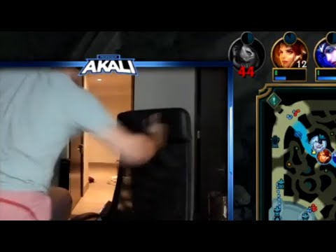 professor akali breaks down on stream after failed penta