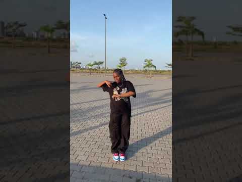 Finally don jazzy signed layzee ella