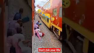 Live Train accident, Plz don't risk your life 🙏#shorts #indianrailway