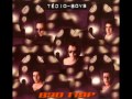 Tédio Boys - Bad Trip (EP STREAM)