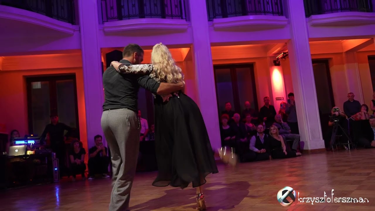 Magda Bochińska &  Panagotis Triantafyllou 1   4K