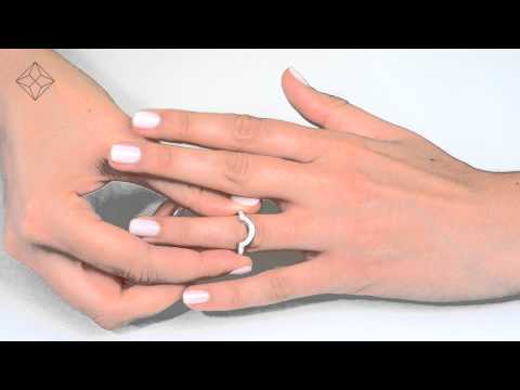 DN3240 - Luscious 1.5ct &  18K White Gold Diamond Ring