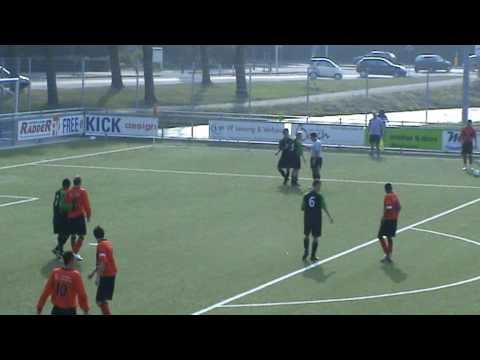 DUNO A1 trapt af voor tweede helft tegen Vitesse Delft september 2009