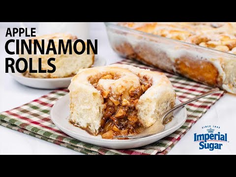How to Make Apple Cinnamon Rolls