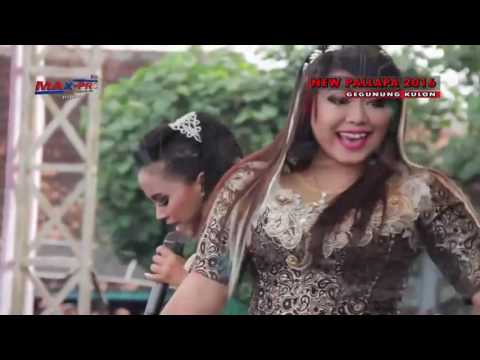 Dwi Ratna ~ LIWUNG~ New Pallapa Live Gegunung