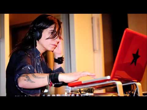 Zulal donadzar remix ( Dj ipek ipekçioğlu )