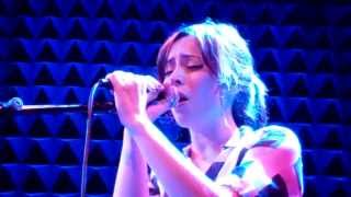 Cristin Milioti- "Leave"