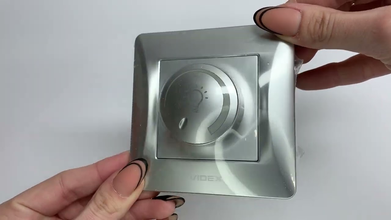 Світлодіодний регулятор світла BINERA 200ВТ Vіdex срібний шовк (VF-BNDML200-SS)