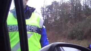 preview picture of video 'Gendarmes bij de Bugarach'