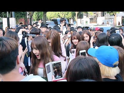Fancam - TWICE, GFRIEND, MONSTA X, OH MY GIRL, gugudan+more - 160805 Music Bank