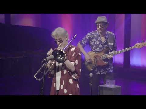 Maestro Tiquinho | Surfin' (Ernest Ranglin) | Instrumental Sesc Brasil