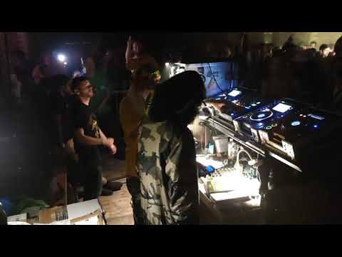 Iration Steppas dropping a killer Alligator Dubs dubplate!!! Steel Yard 06/08/21