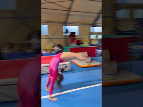 Flick per le nostre piccoline 🦋💛 #ginnastica #ginnasticaartistica #gym #gymnastics #team #flick