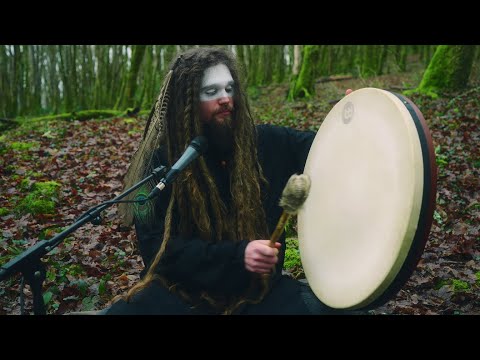 Waagal - Hamrer Hippyer  (@Heilung cover) || Throatsinging Live Looping Old High German