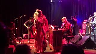 Squirrel Nut Zippers - Winter Weather (Live)